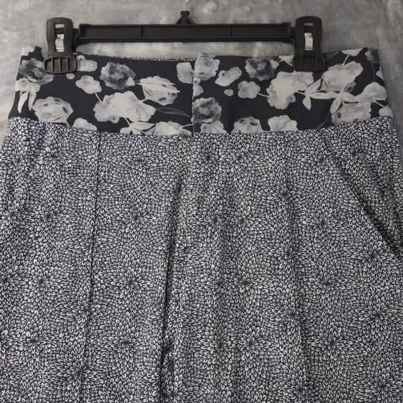 Lululemon Womens 4 Navy White Floral Stretchy Straight Dress Pants Casual - Picture 6 of 9